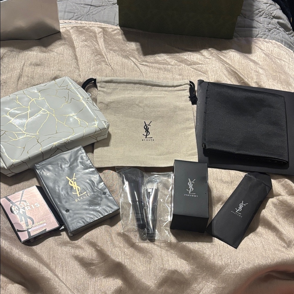Yves Saint Laurent Black and Cream 9 Piece Accessories Set